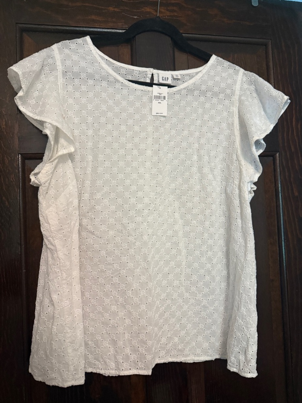 GAP White Eyelet Flutter Sleeve Blouse